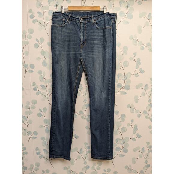 Levi's 541 Men's Size 36x34 Tapered Fit Jeans Blue Dark Wash Denim Distressed - Picture 2 of 11